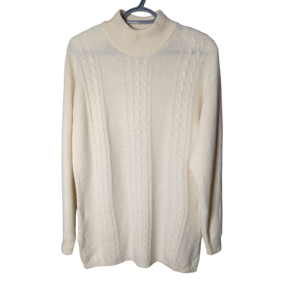 Vintage SK & Company Grandma Cottagecore Angora/Wool Turtleneck Sweater‎ Size M